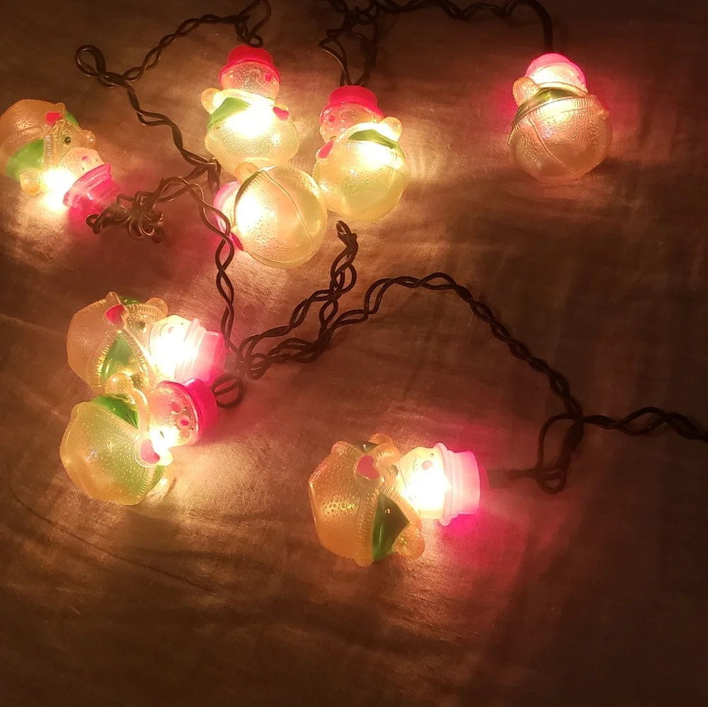 Blow Molds Vintage Christmas Snowman Lights 2005 Globe snow